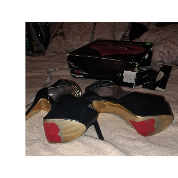 Luichiny Gorgeous and sassy size 8 with 7 inch stilletos - Picture 4 of 10